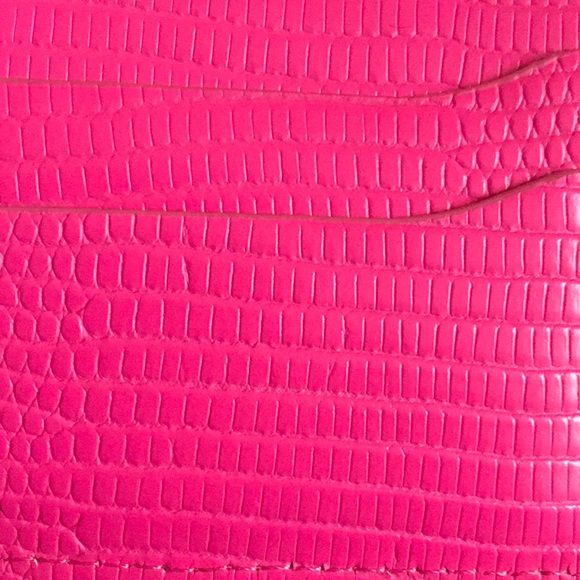 UrbanExpressions Dream Lizard NeonPink Cardholder - Picture 5 of 5